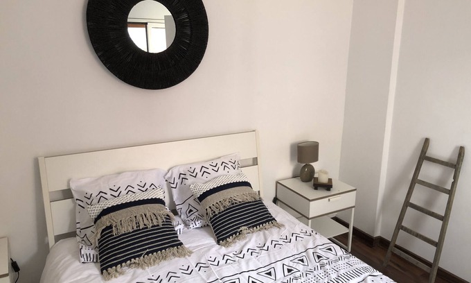 Collblanc y La Torrassa Apartment | Appartement Cosy et Lumineux