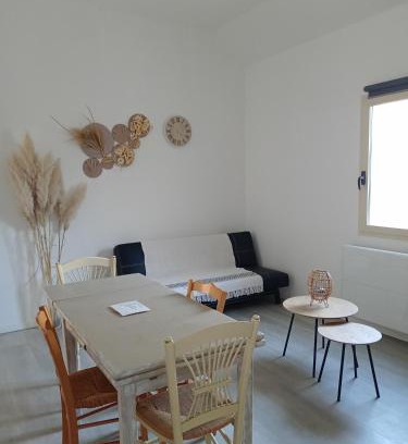 Noyen-sur-Sarthe Apartment | Appart 5 personnes