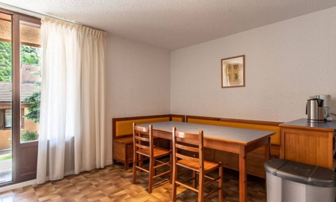 Guillaumes Condo | Appart Proche de Valberg! Terrasse+Salle Activités