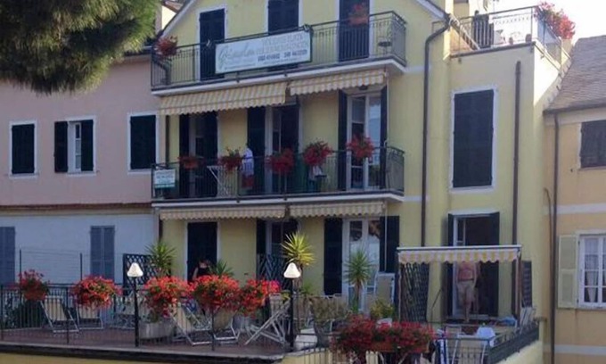 Moneglia Apartment | Appartamenti Giada Two-room Apt. 6 Pax Casa Giada