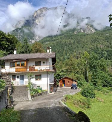 Taibon Agordino Apartment | Appartamento Sot le Pale