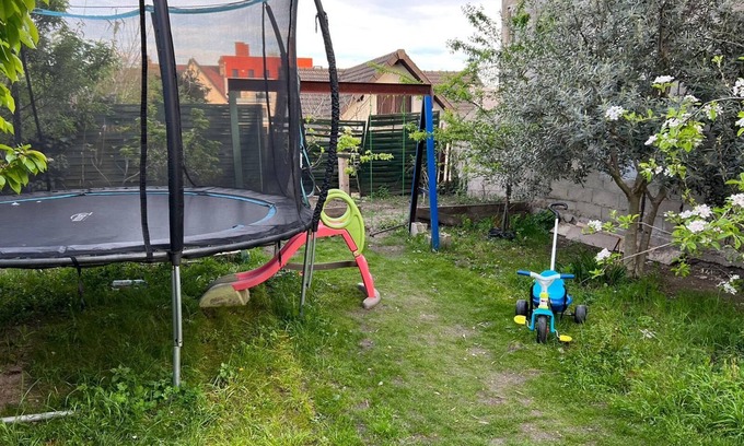 Argenteuil House | Appartement avec vue et accès sur le jardin dans un pavillon