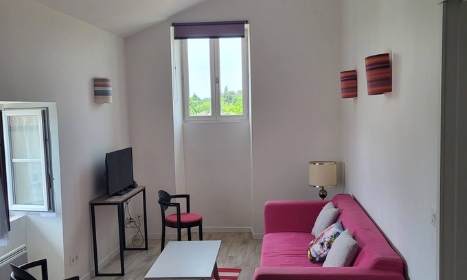 Grignan Apartment | Appartement Cosy Centre de Grignan