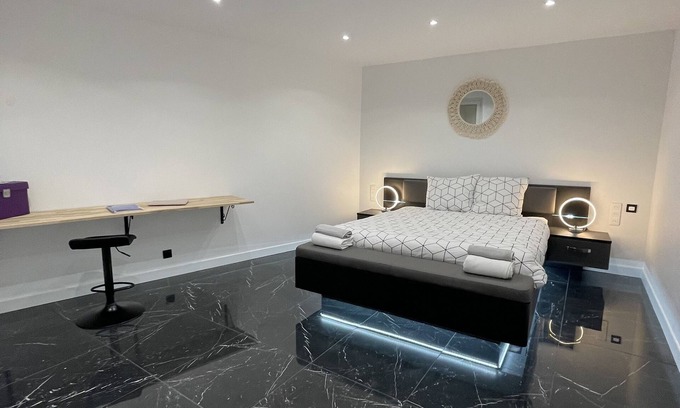 Salies-de-Bearn Apartment | Appartement Hors du Commun