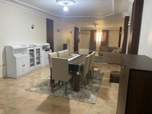 Pyramids Gardens Apartment | Appartement pyramide