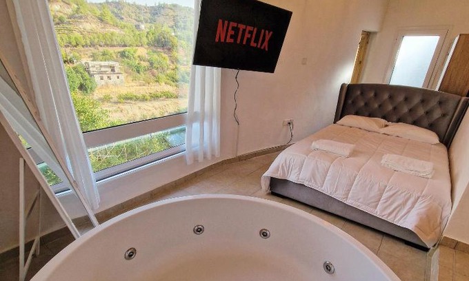 Agros Apartment | Aprosmeno Jacuzzi House 4