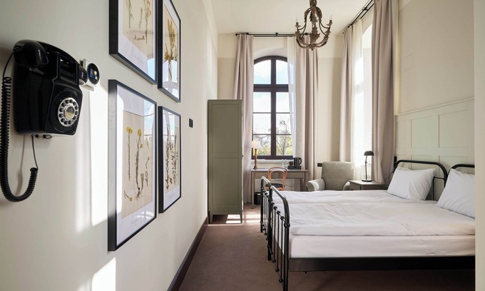 Psie Pole Hotel | ARCHE KLASZTOR WROCŁAW