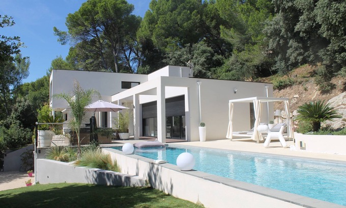 Laudun Villa | Architect house ZEN, luxury, view, calm, Provence Ardèche, Uzès, Avignon, Arles