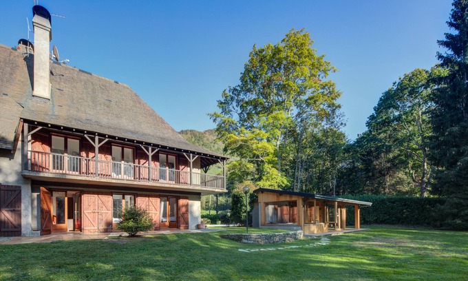 Eaux-Bonnes House | Architect's house not overlooked in the Ossau valley, spa & sauna, 7000m2 park