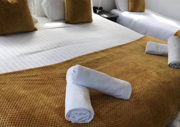 Londonderry Apartment | Ardmore Log Cabins