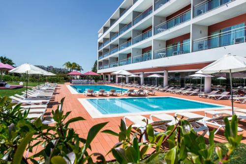 Areias de Sao Joao Hotel | Areias Village Beach Suite Hotel