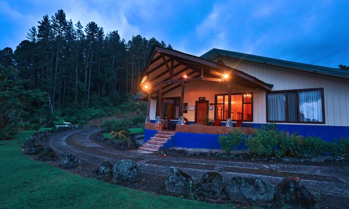 La Fortuna Cabin | Arenal Observatory Lodge & Trails