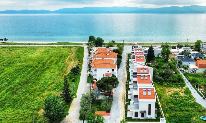 Paralia Ofryniou Villa | Argilos & Argilos Deluxe Residential Complexes-Two - Bedroom Duplex with Garden