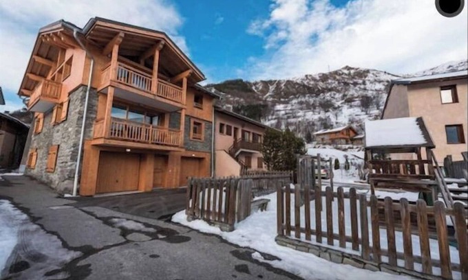 Villarabout Ski Chalet | Arnica 2 · Chalet Arnica