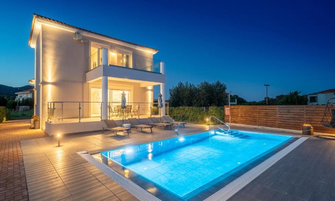 Skala Villa | Artemon New Luxury Villa