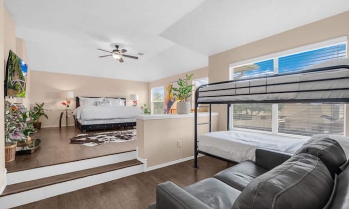 McKinney Villa | Artistic Villa 4Br Sleeps16