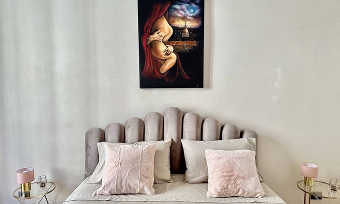 Vanchiglia Apartment | Artists' Mole