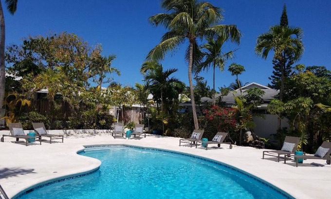 Paradise Island Villa | As seen on HGTV's Bahamas Life - Perfect Villa for an Island Getaway!