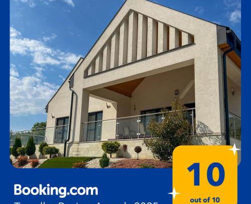 Legyesbenye Villa | Aszúvilág Rezidencia with Sauna & Jacuzzi