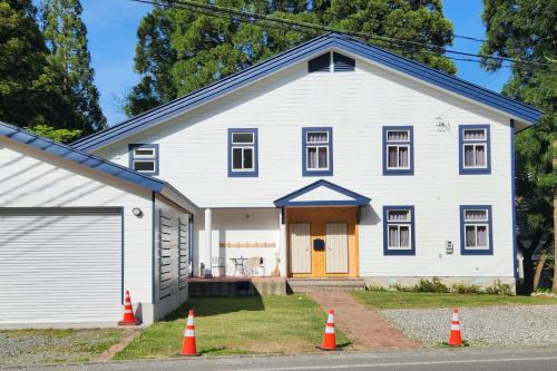 Iida Ski Chalet | Atelier Hakuba by JAMSZ ROYALE