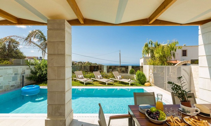 Kirianna Villa | Athena Villa, Family Paradise with Heated Pool