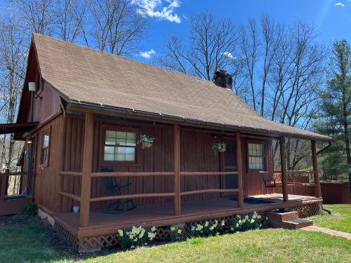 West Columbia House | Athens and Albany's Hillside Haven