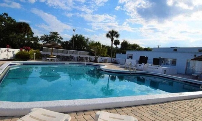 Port Canaveral Apartment | Atlantic Gardens Beach Retreat