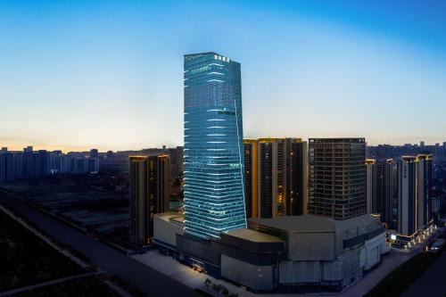 Guandu Hotel | Atour Hotel Kunming Guandu Longhu Times Financial Center