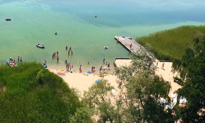 Faszcze Cottage | Attractive cottage in Zełwągi near the lake