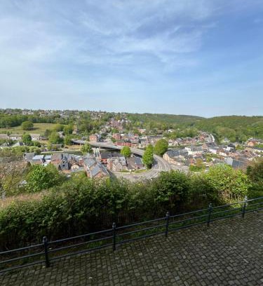 Thuin Apartment | Au beffroi