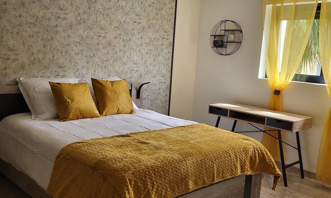 Canet Bed & Breakfast | Au Cœur des Corbières Chambre D'hôte Chardonnay