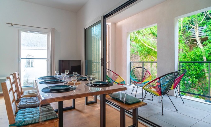 Le Palais Apartment | Au C103 - La Vie est Belle