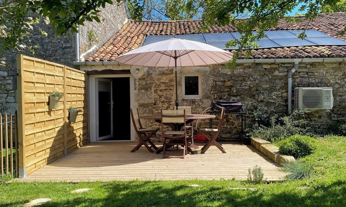 Varzay House | Au Calme de la Campagne, à 10mn de Saintes et 20mn de Royan