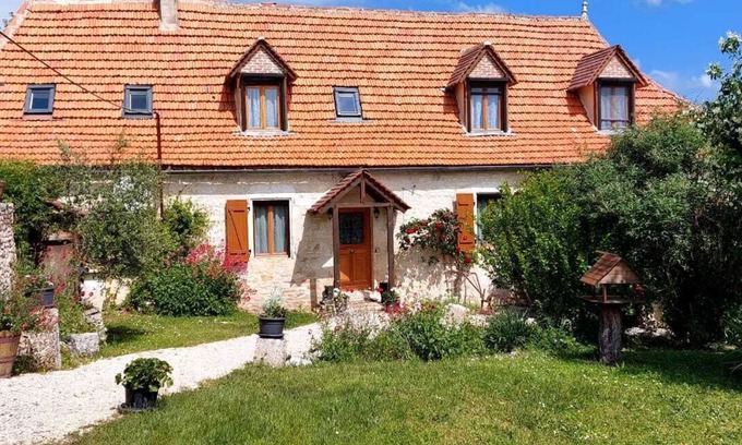 Orniac House | Au fil des Causses - Gîte "Le Lot" Classé 4 Étoiles Pour 7 Personnes