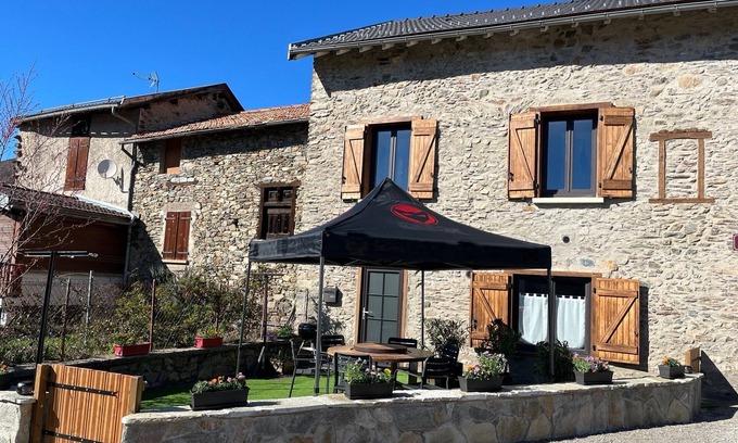 Ignaux Apartment | Au Paradis - Avec vue montagne