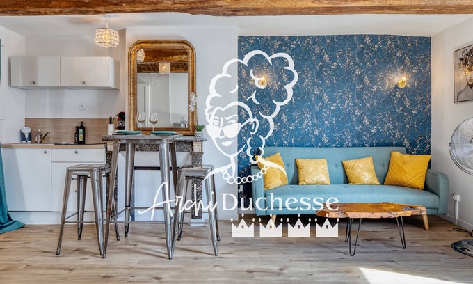 Quartier Saint-Marc - Croix de Pierre - Saint-Nicaise Apartment | Authentique 3 : nid urbain au charme envoûtant en plein coeur de Rouen