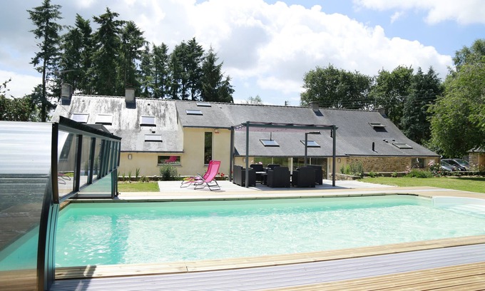 Pluherlin Bed & Breakfast | Aux Agapanthes