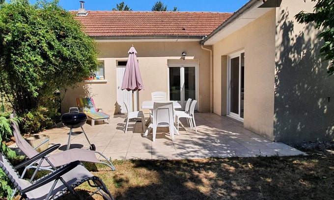 Montcheutin House | AUX TROIS SAPINS - MONTCHEUTIN