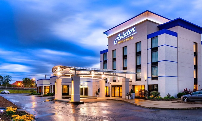 Mehlville Hotel | Aviator Hotel & Suites South I-55, BW Signature Collection
