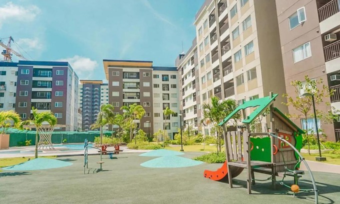 Iloilo Apartment | Avida Atria affordable staycation by Carlos