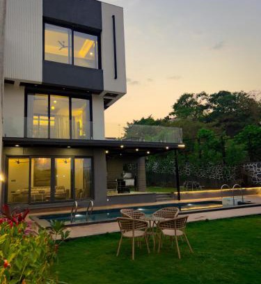 St.Stanislaus Villa Villa | Aviran Villa 5BHK - Jacuzzi House