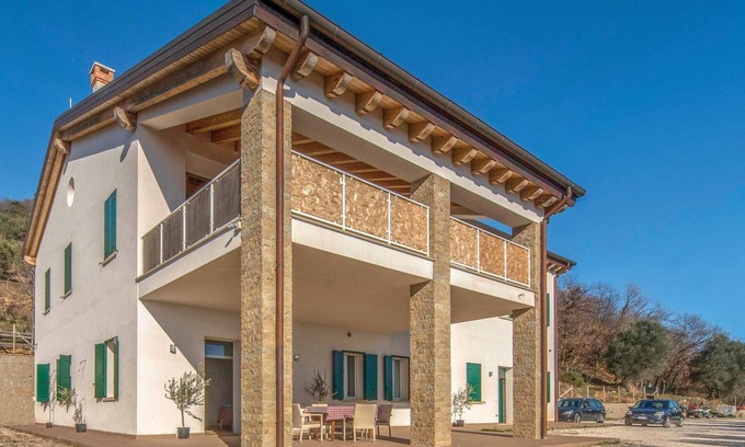 Cinto Euganeo Apartment | Awesome apartment in Valnogaredo (PD)