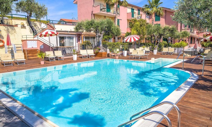 Poggi Apartment | Awesome apartment in Imperia IM