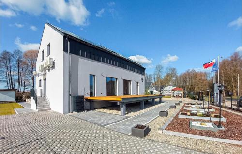 Wolsztyn Apartment | Awesome Apartment In Wilcze With Wifi
