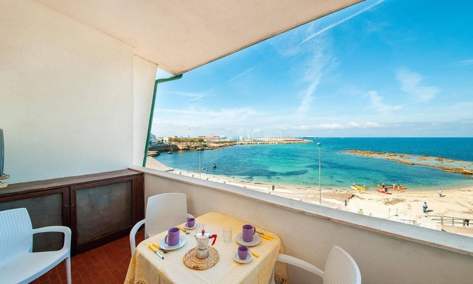 Porto Torres Apartment | Awesome apartment in Porto Torres
