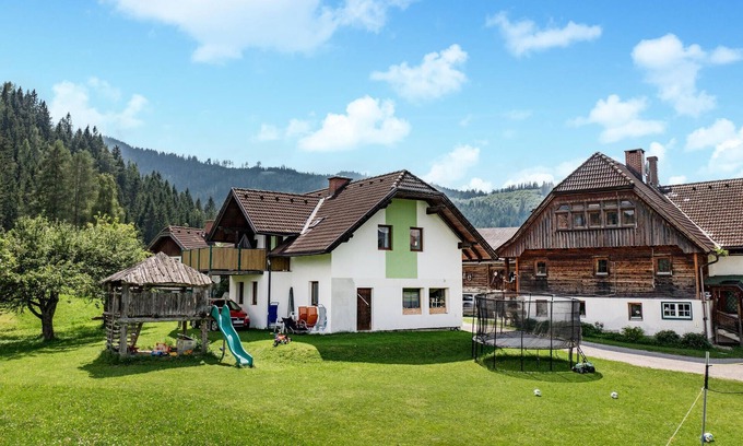 Gossenberg House | Awesome home in Aich with WiFi