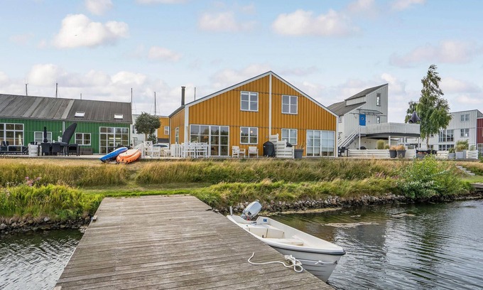 Øer Strand House | Awesome home in Ebeltoft