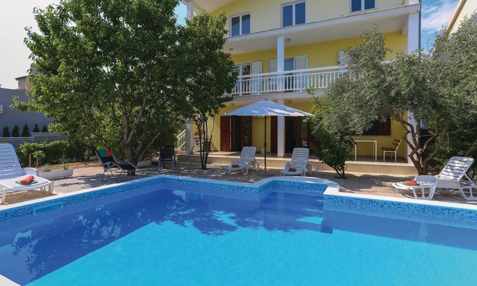 Kastel Novi House | Awesome home in Kastel Novi with WiFi