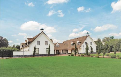 Kessel House | Awesome Home In Kessel With Kitchen