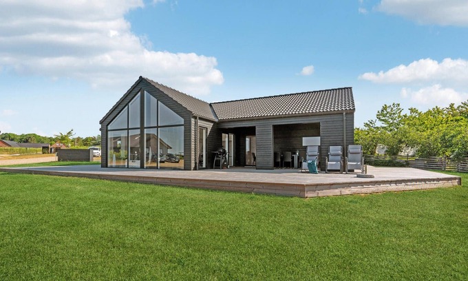 Saksild Strand House | Awesome home in Odder with WiFi